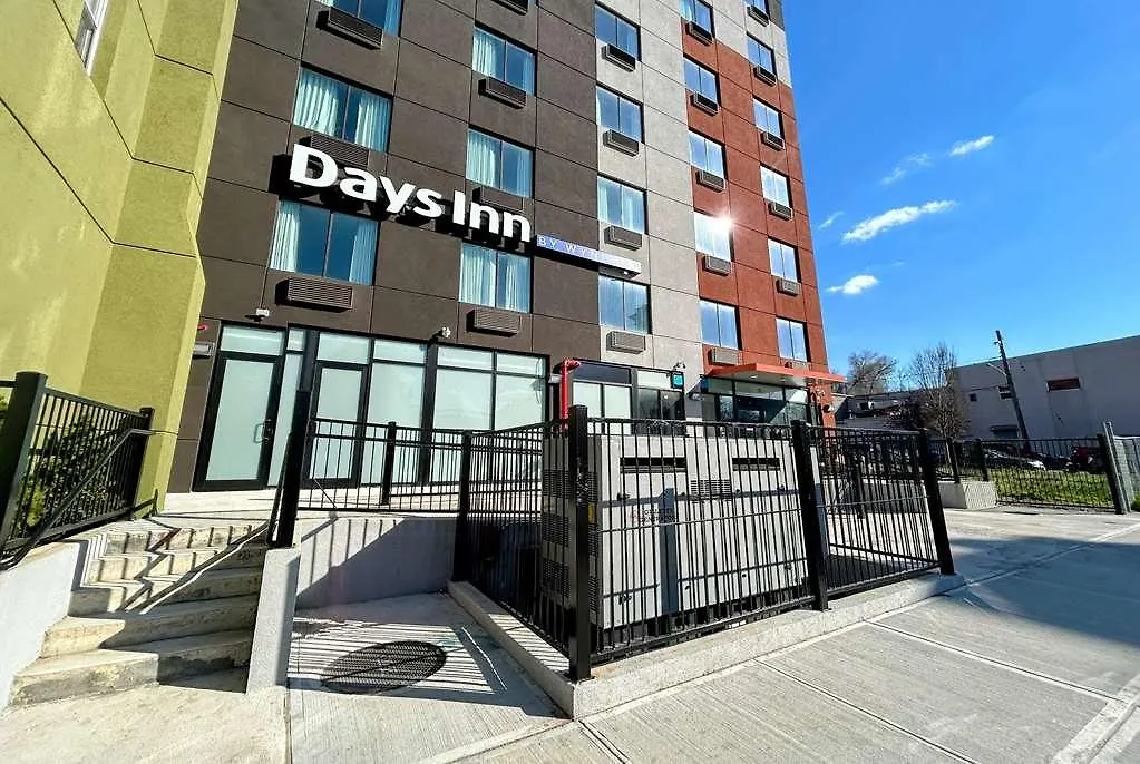 Days Inn By Wyndham Staten Island New York United States