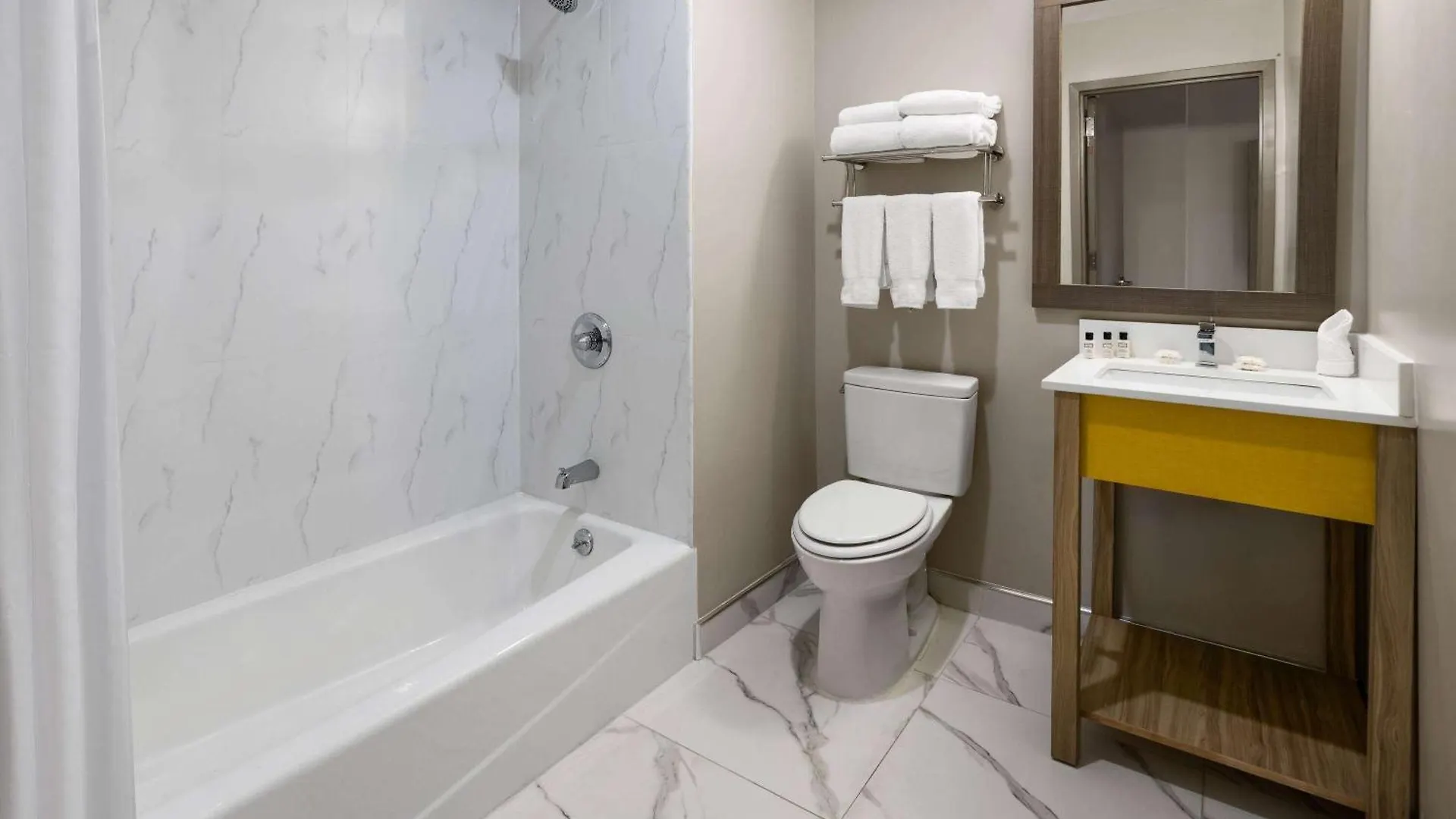 Days Inn By Wyndham Staten Island New York 0*,  United States